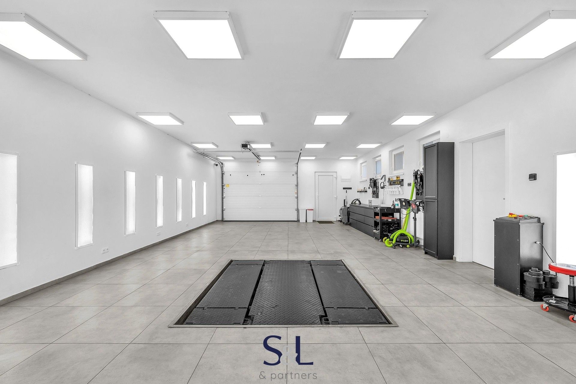 Prodej obchodní prostory - Česká, Nový Bor, 325 m²