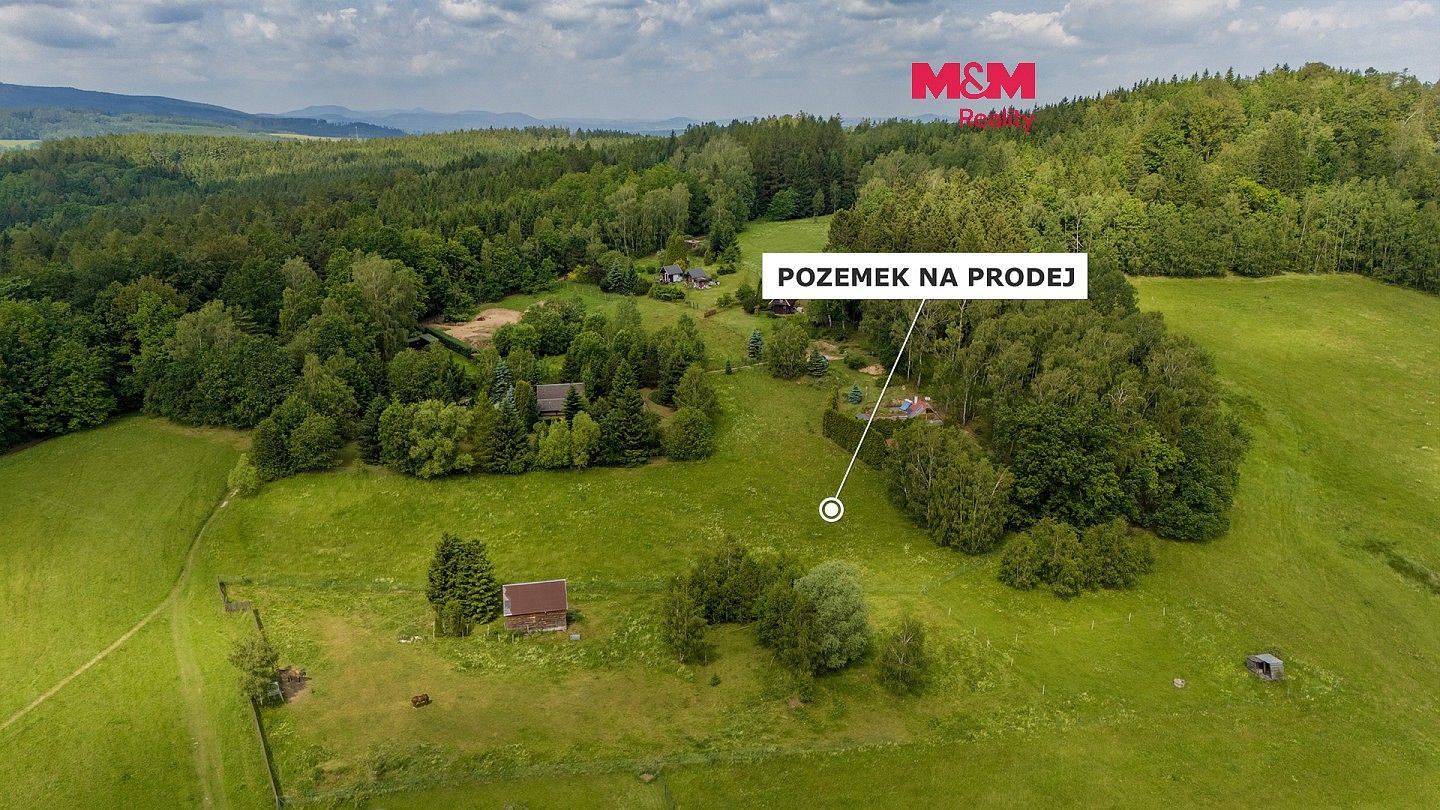 Louka, 1 618 m²