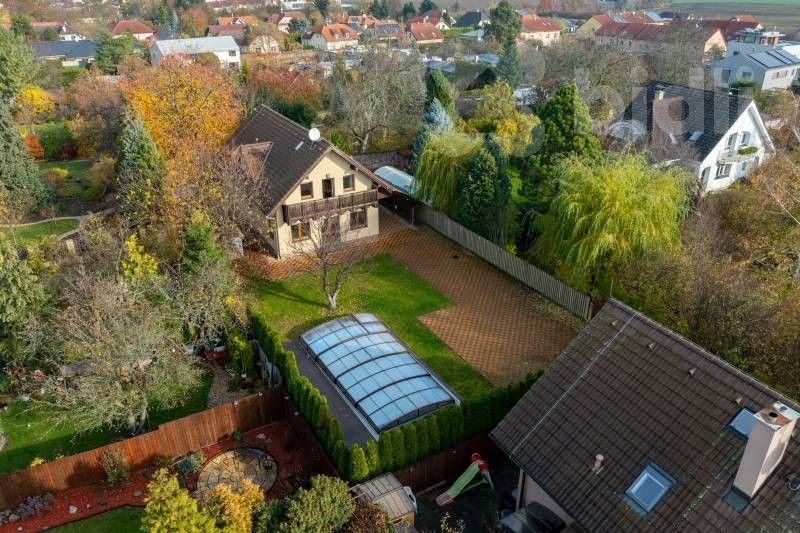 Vily, Hovorčovická, Líbeznice, 170 m²