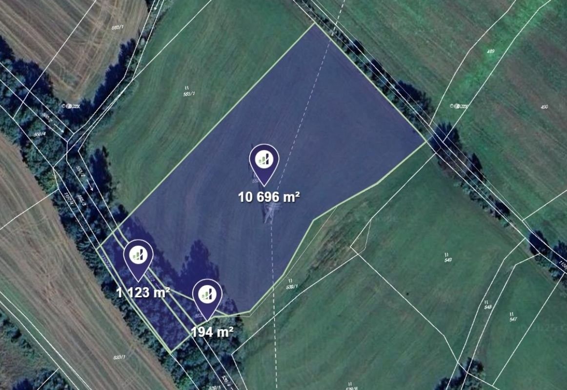 Louky, Červený Kostelec, 7 228 m²