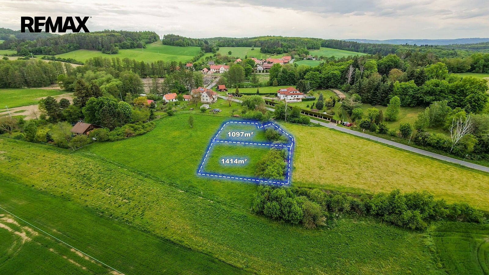 Pozemek pro bydlení, 1 414 m²