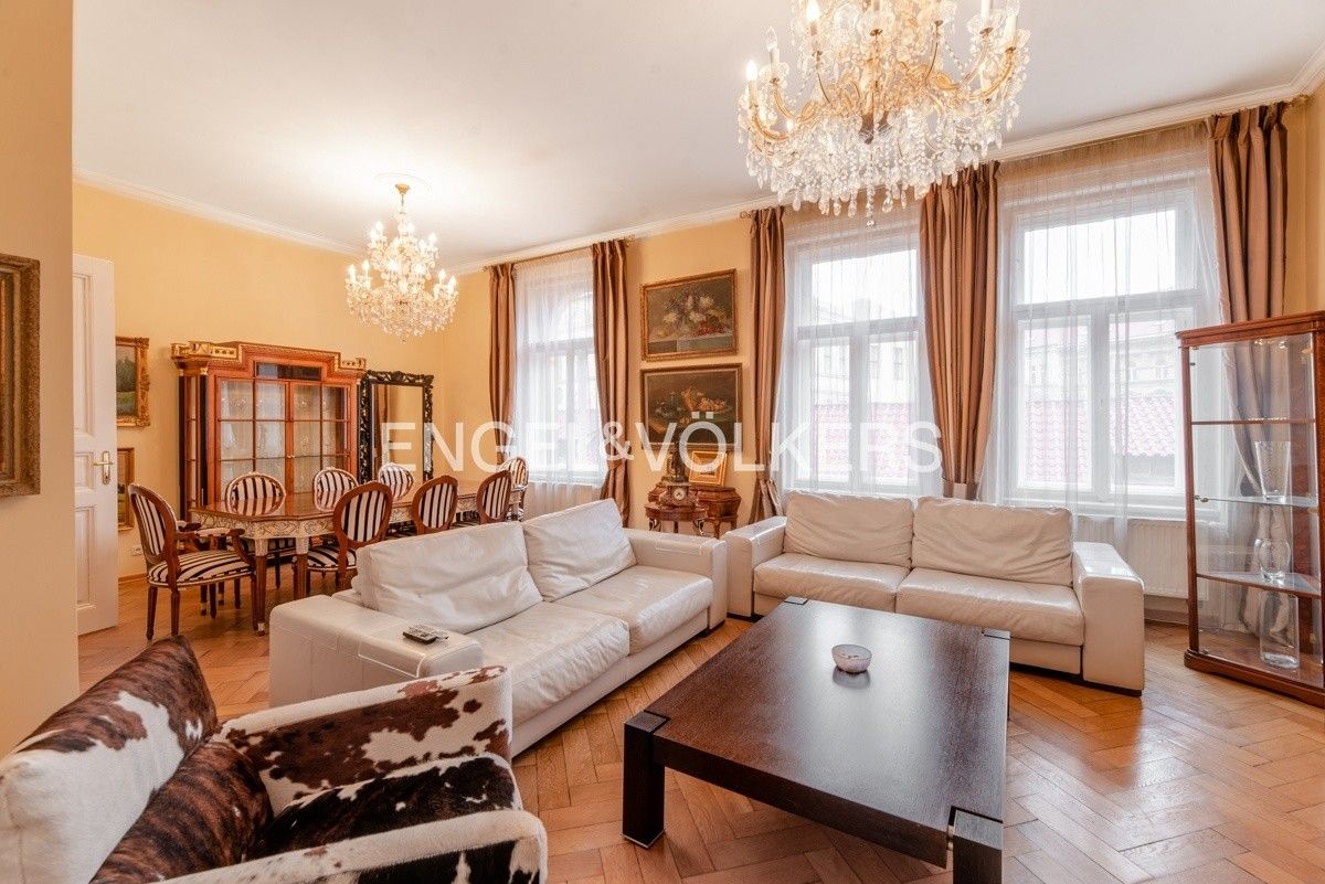 3+1, Betlémská, Praha, 137 m²