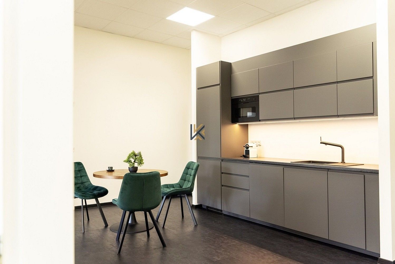 Pronájem kancelář - Nádražní, Praha 5 - Smíchov, 23 m² - 5
