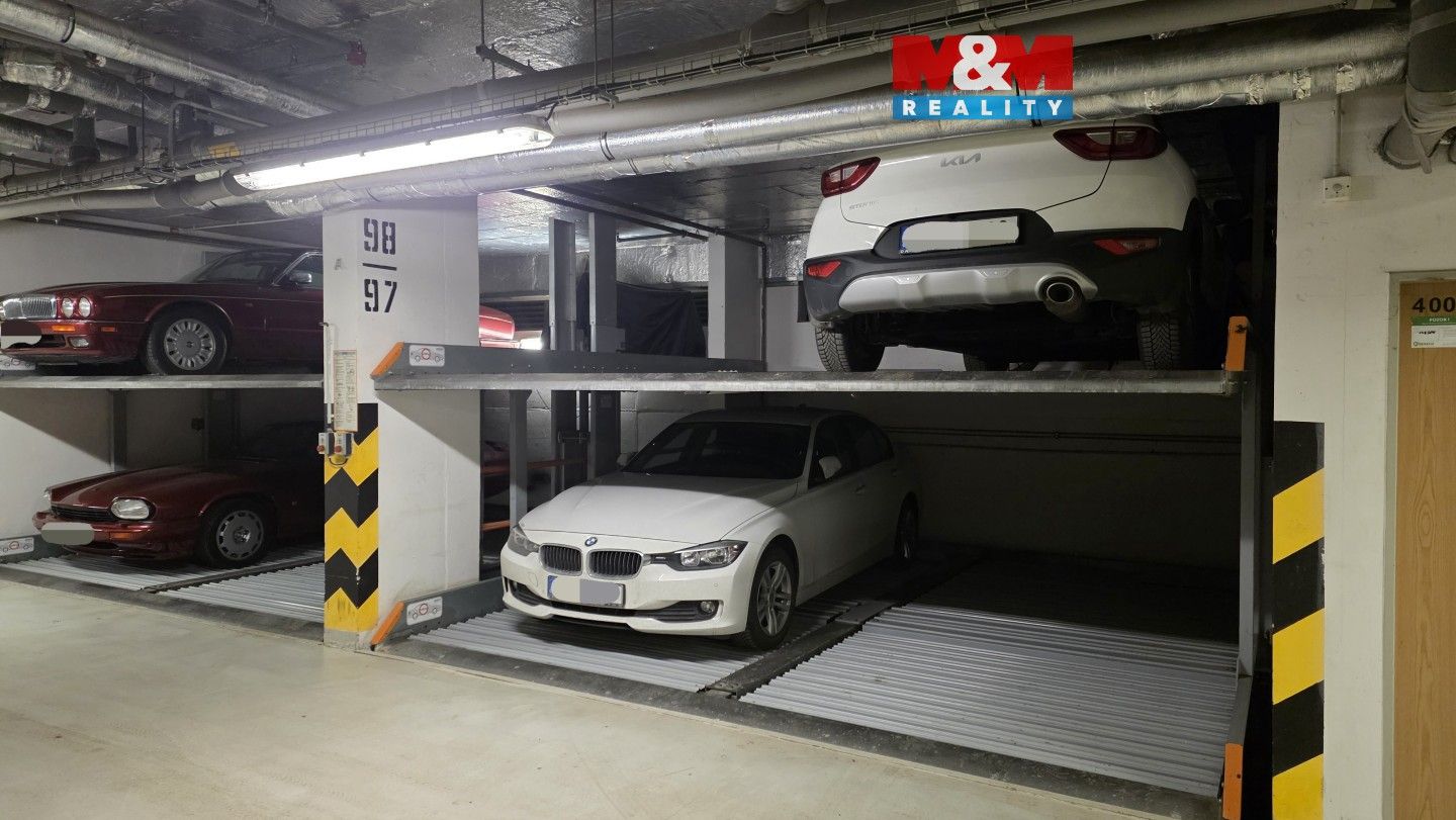 Ostatní, Poupětova, Praha, 12 m²