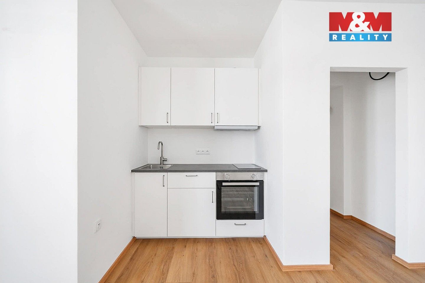 Pronájem byt 2+kk - Klumparova, Hradec Králové, 38 m²