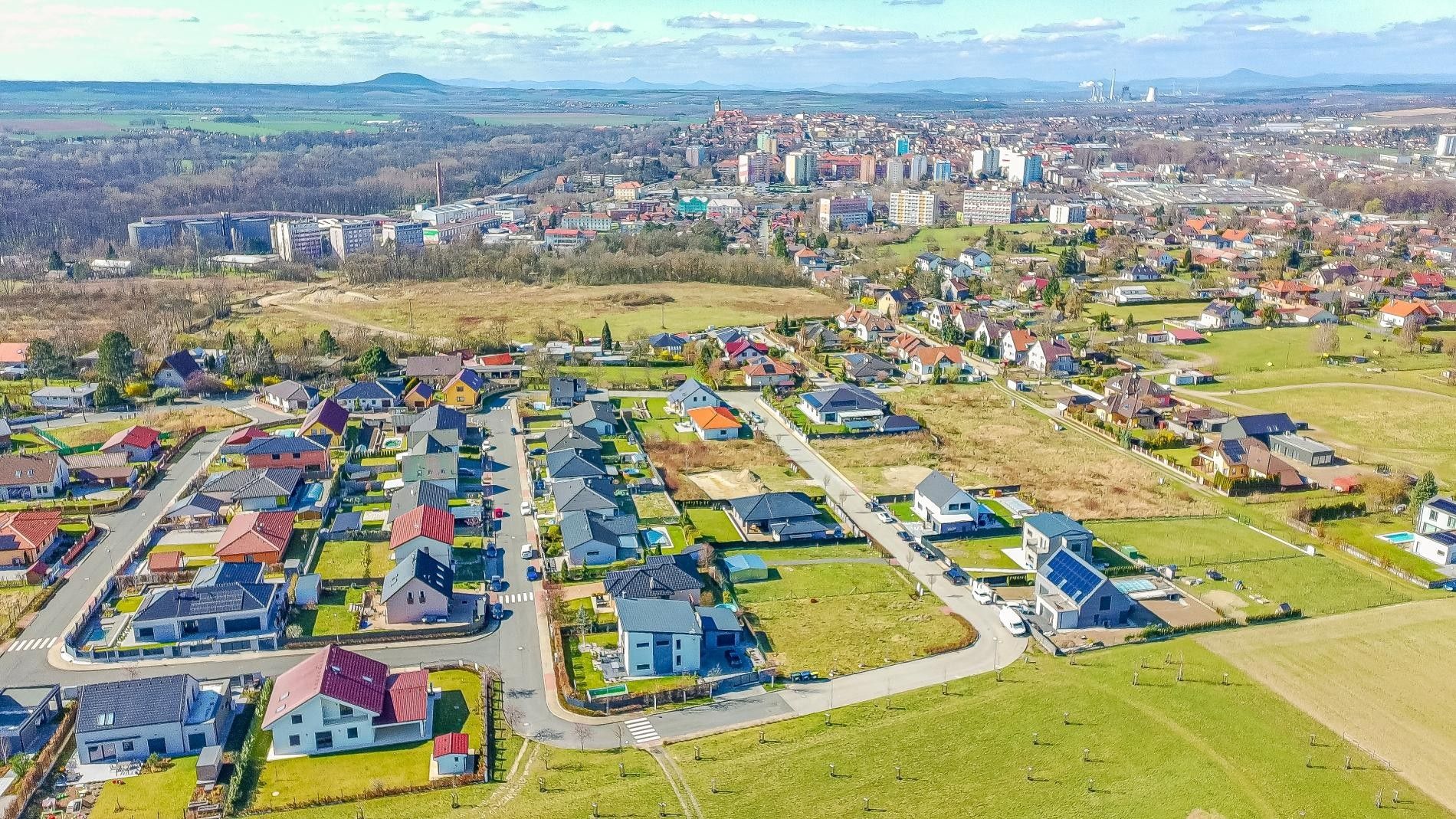 Pozemky pro bydlení, Mělník - 1