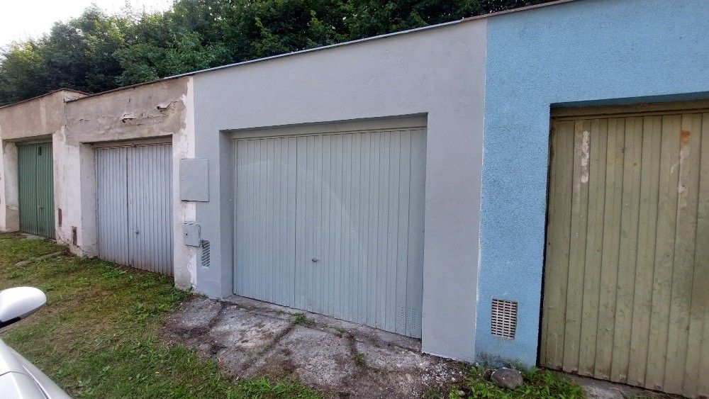 Garáže, Benešov nad Ploučnicí, 407 22 - 1