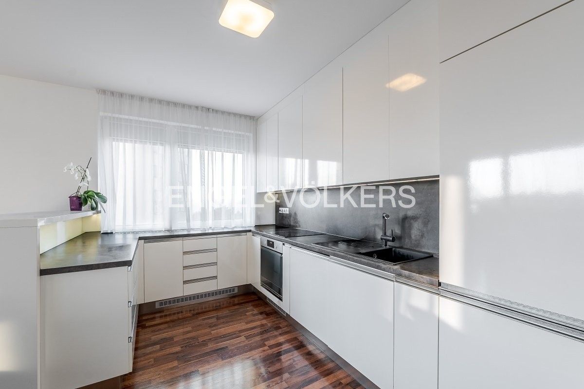 Prodej byt 3+kk - Mazurská 846, Praha, 83 m²