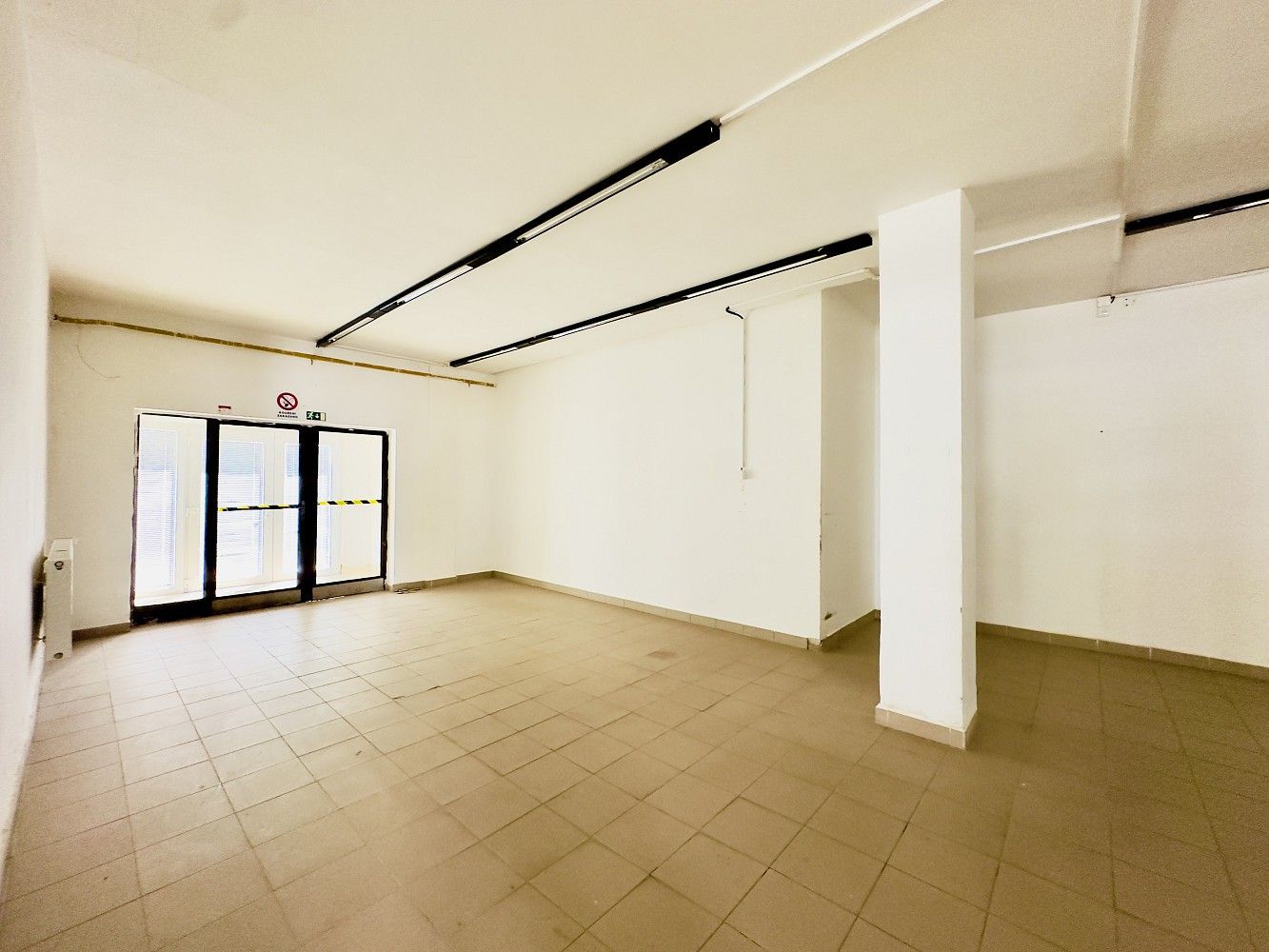 Obchodní prostory · 593 m² · Blatná, okres Strakonice, Jihočeský kraj - 3
