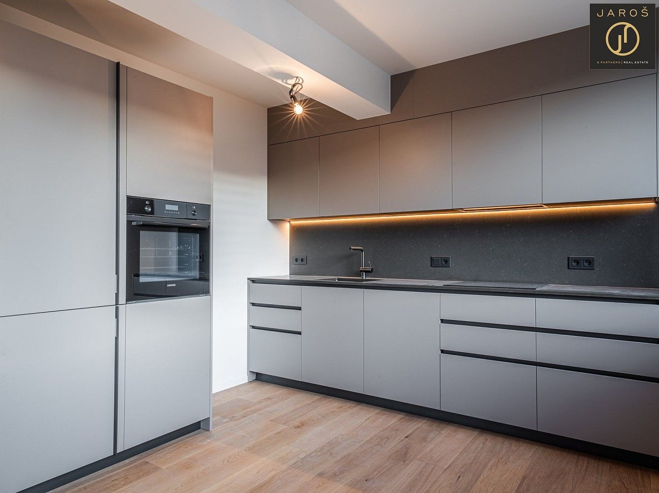 Ubytovací zařízení, Bedřichov, okres Jablonec nad Nisou, Liberecký kraj, 121 m² - 1