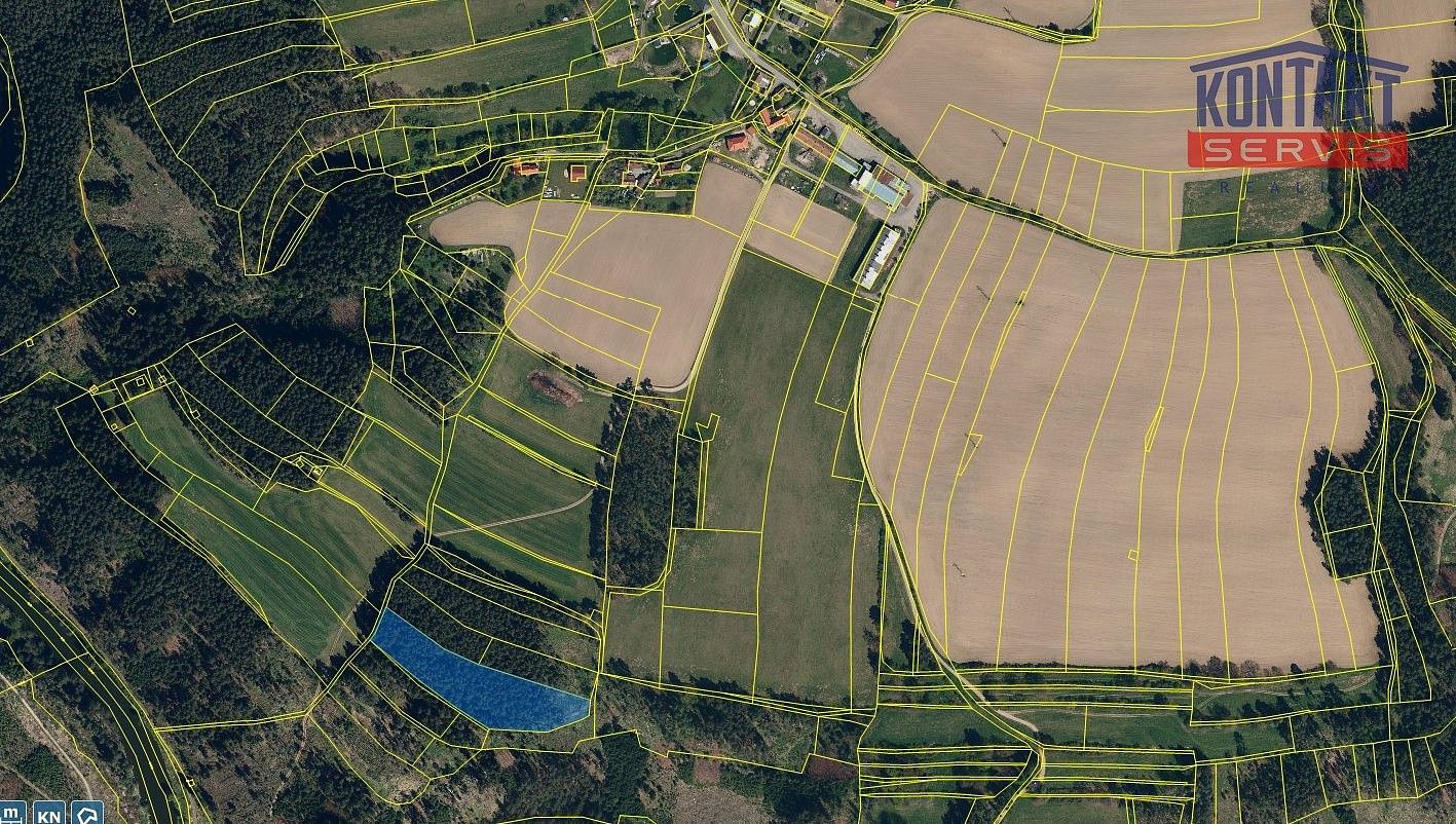 Les, 9 639 m²
