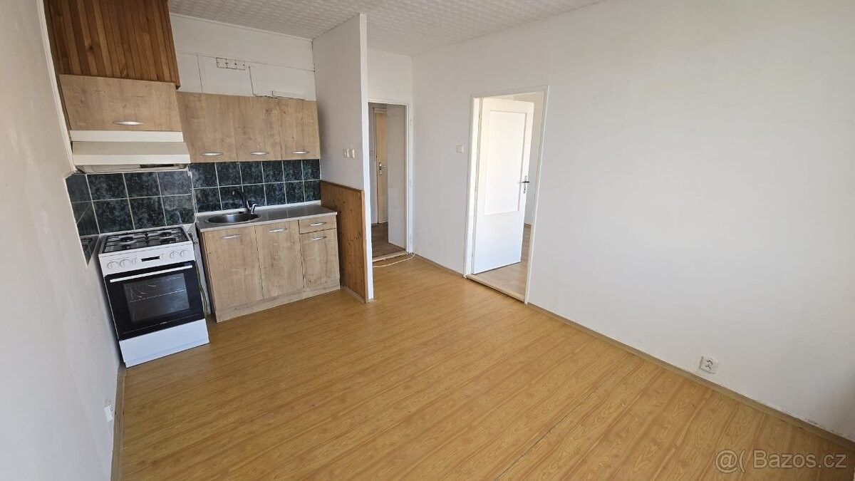 Prodej byt 1+1 - Teplice, 415 01, 40 m²