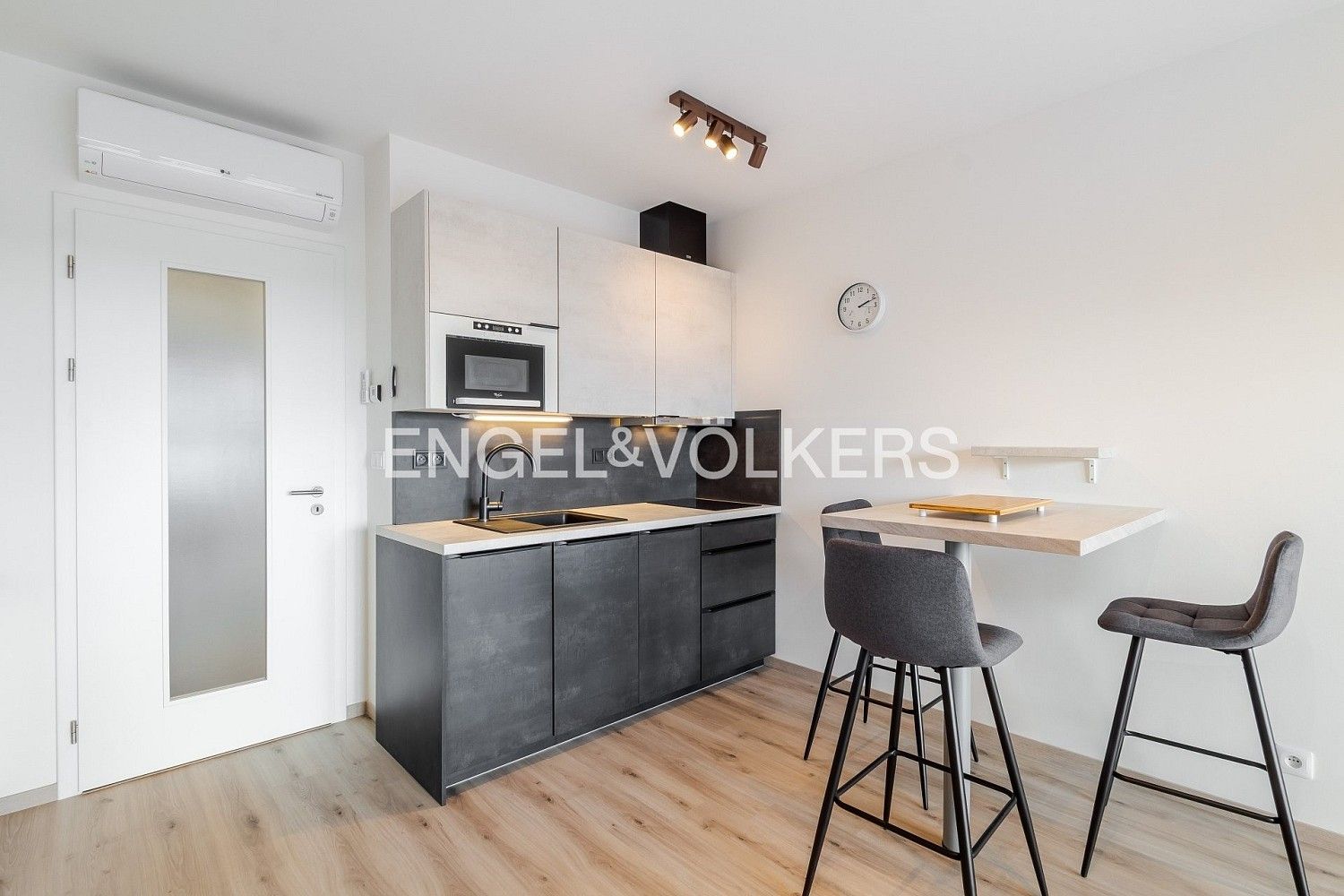 1+kk, Praha - Háje, okres Praha 11, Hlavní město Praha, 32 m² - 1