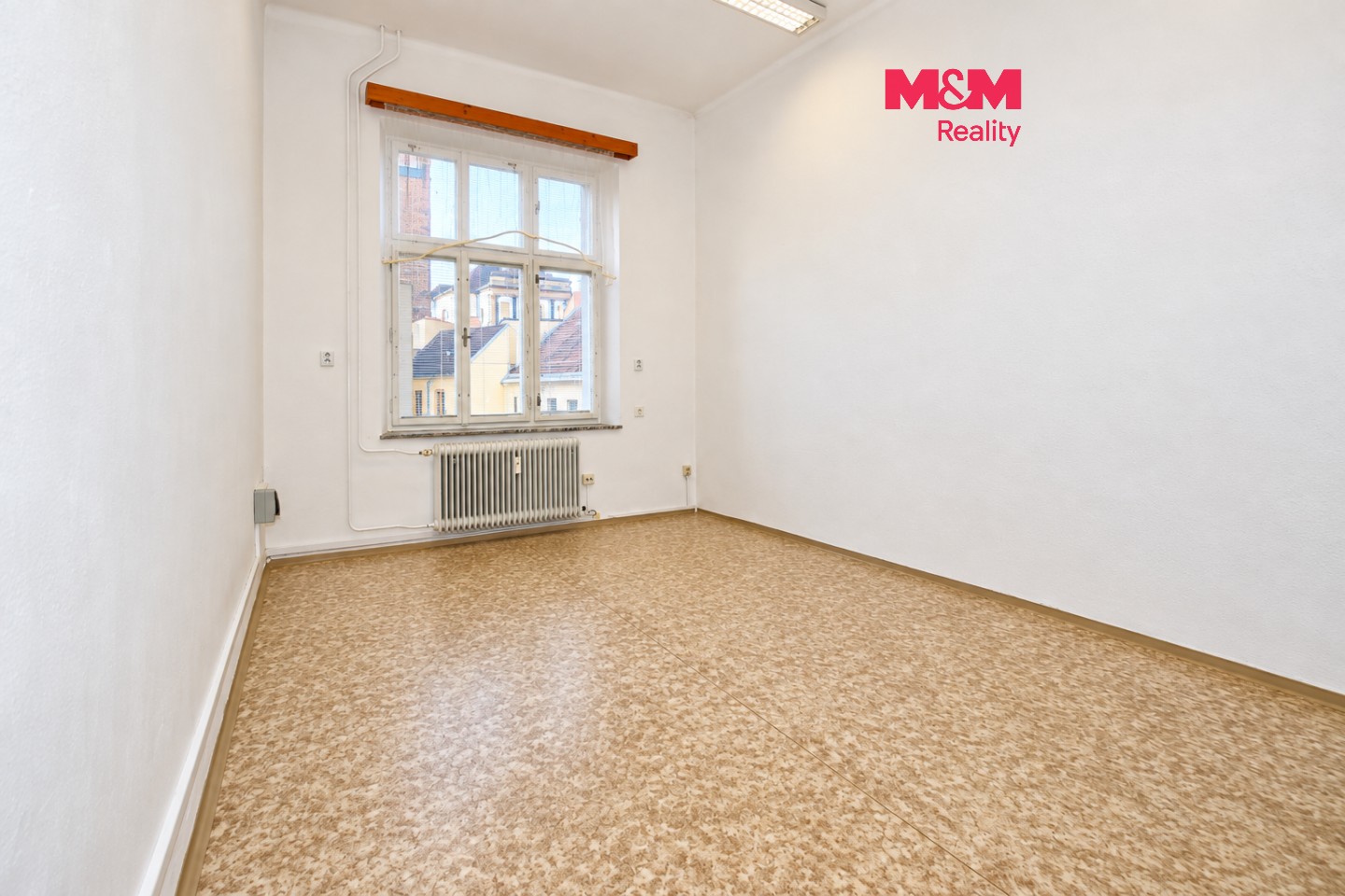 Obchodní prostory, 18 m²