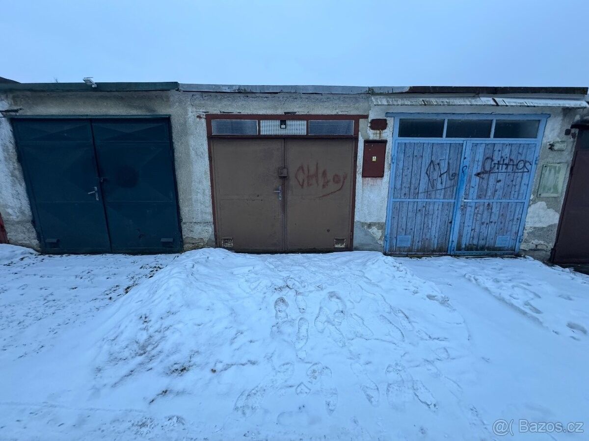 Pronájem garáž - Jeseník, 790 01