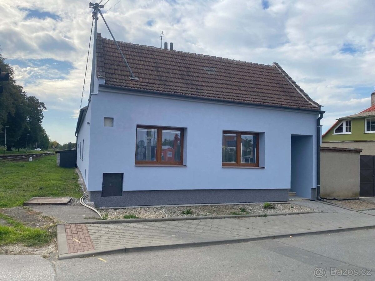 Prodej rodinný dům - Vnorovy, 696 61 - 1
