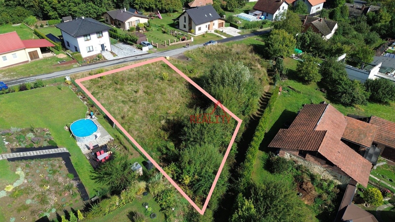 Prodej pozemek pro bydlení - Semanín, 927 m²