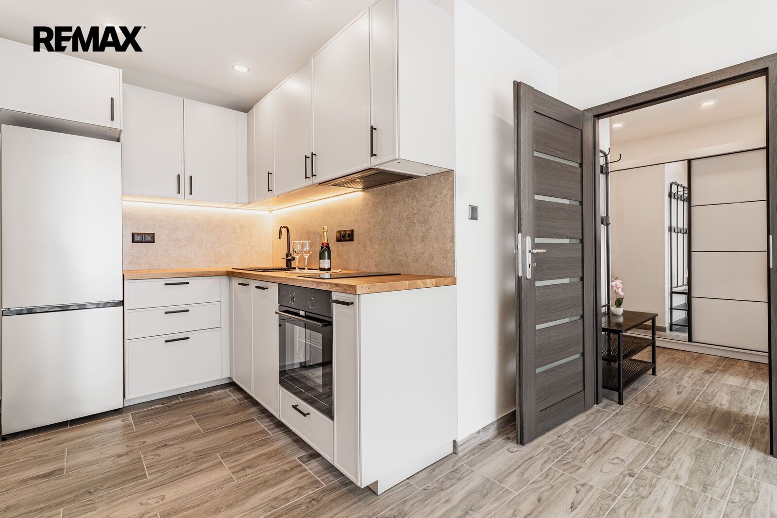 2+kk, Heranova, Praha Stodůlky, 43 m² - 1