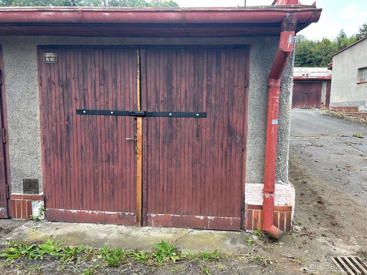 Pronájem garáž - Karlovy Vary, 360 01