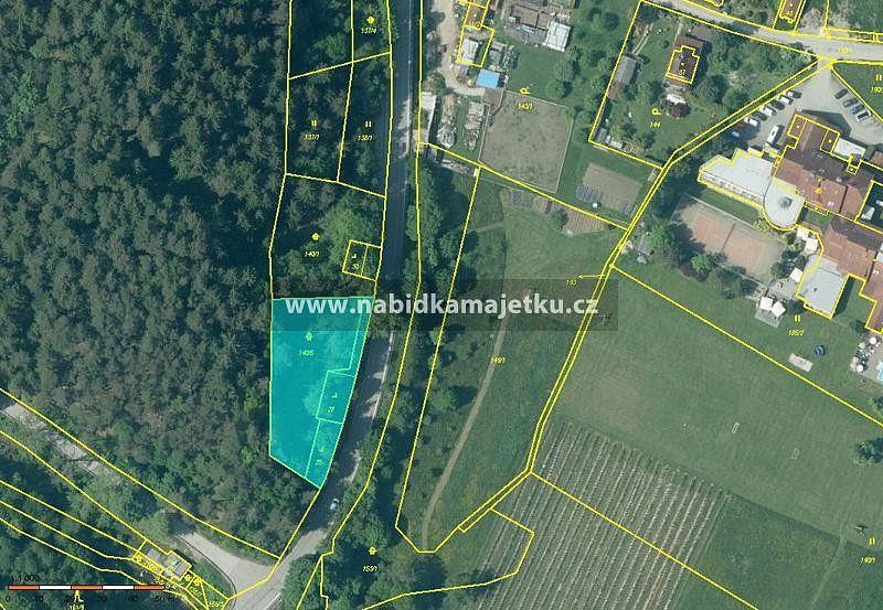Pozemek, 1 423 m²