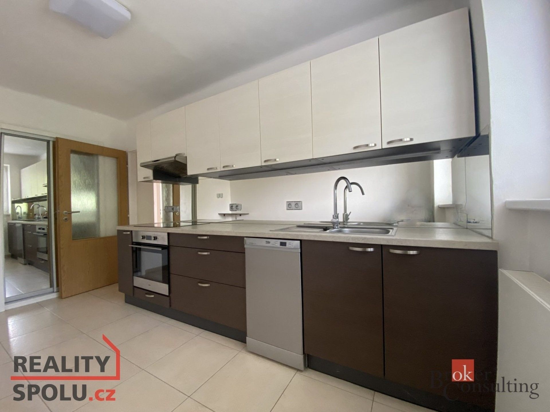 Pronájem byt 2+1 - náměstí Slezského odboje, Opava, 60 m²