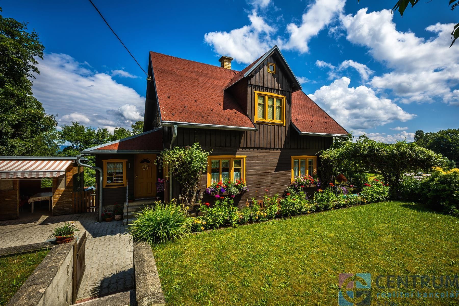 Rodinné domy, Sokolovská , Jablonec nad Nisou, 165 m² - 1