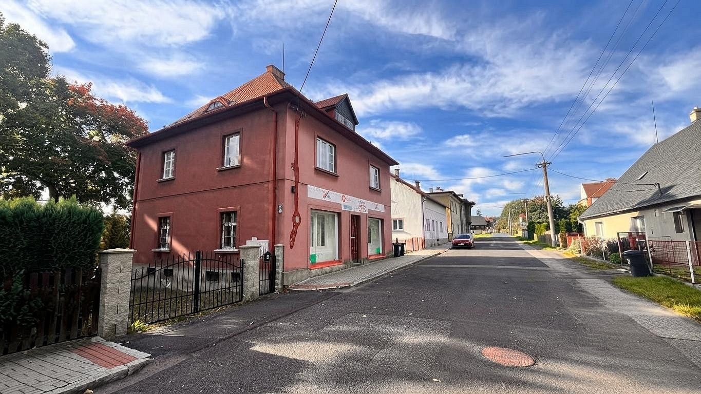 Rodinné domy, Čelakovická, Varnsdorf, okres Děčín, 250 m² - 1