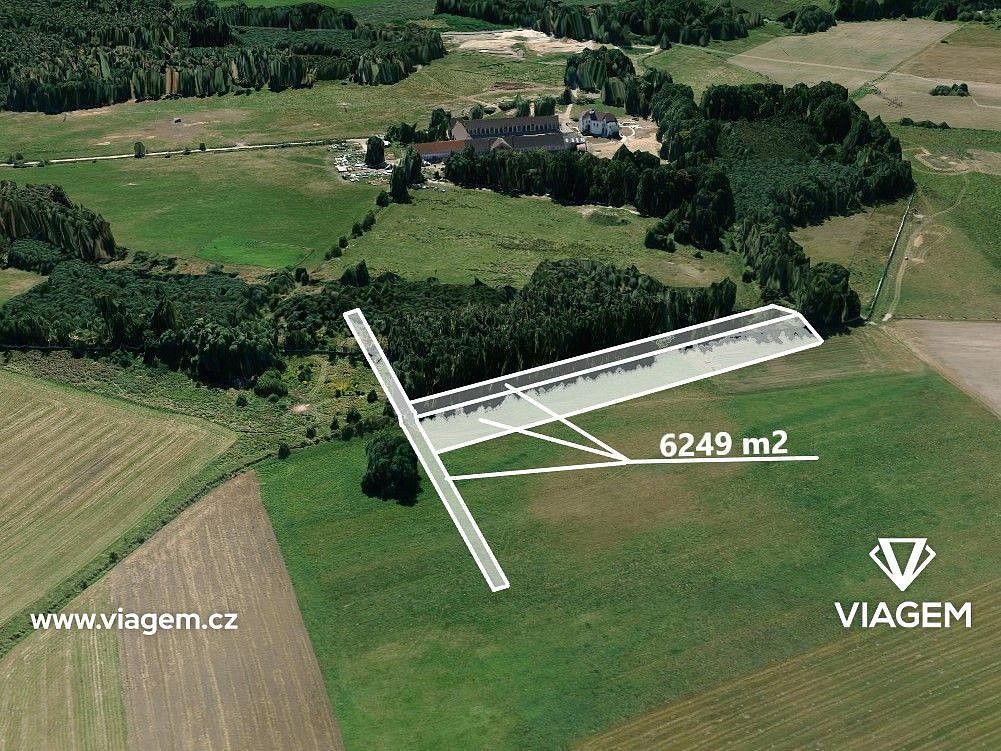 Zemědělské pozemky, Labské Chrčice, okres Pardubice - 1