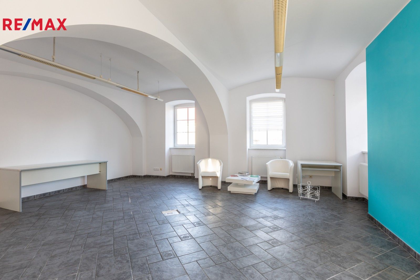 Pronájem kancelář - 9. května, Roudnice nad Labem, 35 m²