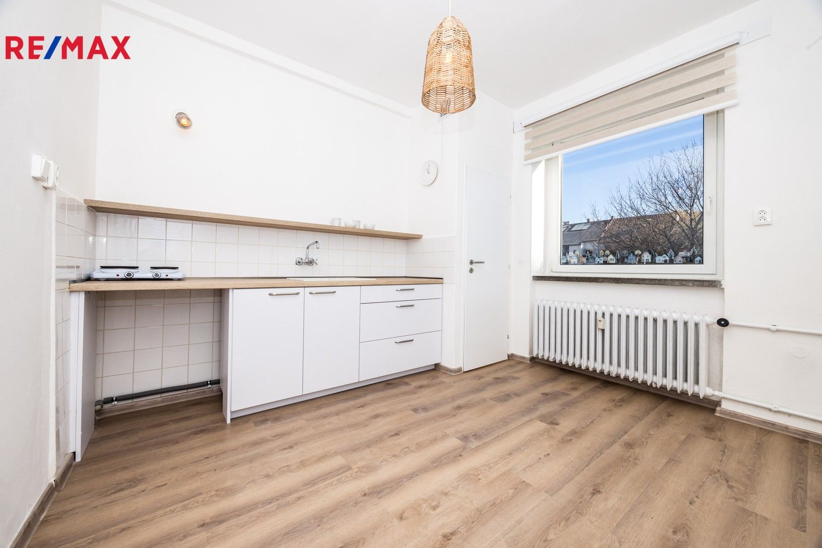 Prodej byt 1+1 - Macanova, Pardubice, 36 m²