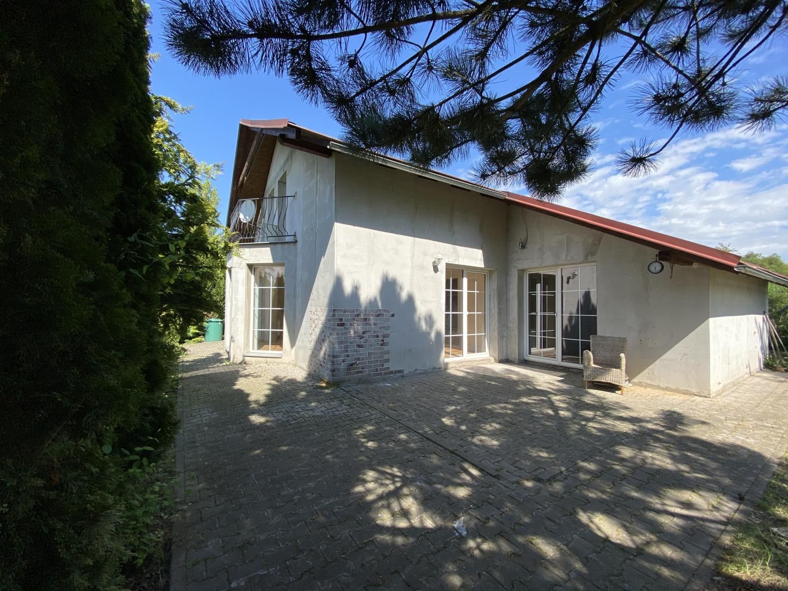 Prodej rodinný dům - Lochenice, 138 m²