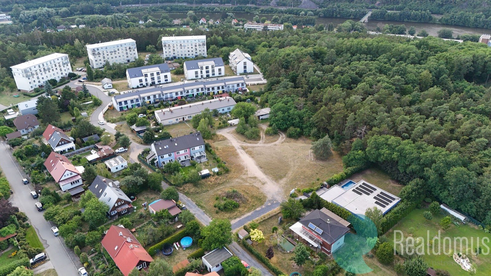 Pozemek pro bydlení · 1 605 m² · Husinec - 3