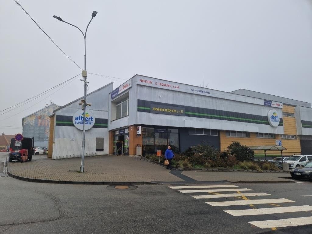 Pronájem komerční - Nádražní, Šlapanice, 125 m²
