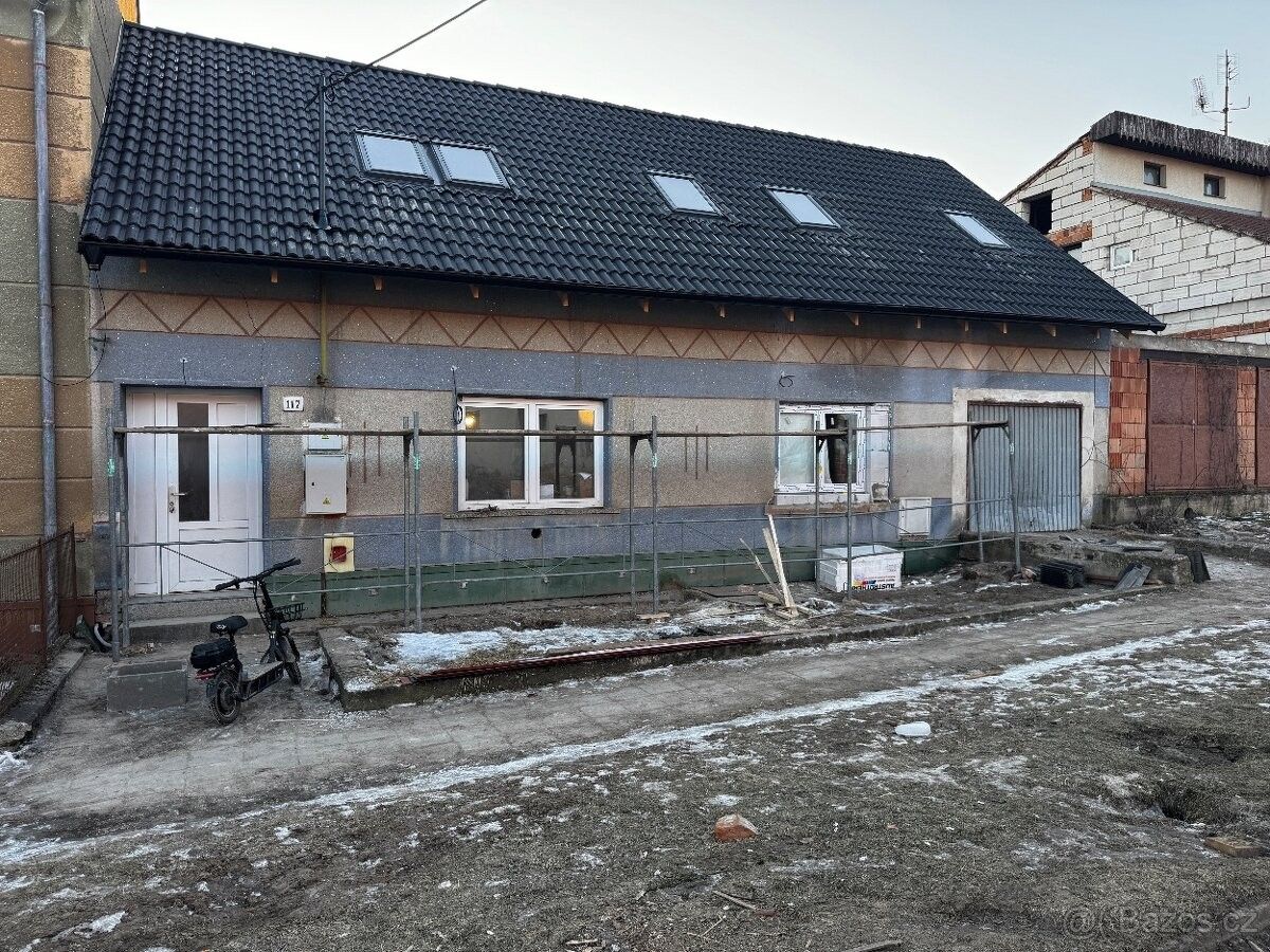 Rodinné domy, Loděnice u Moravského Krumlova, 671 75