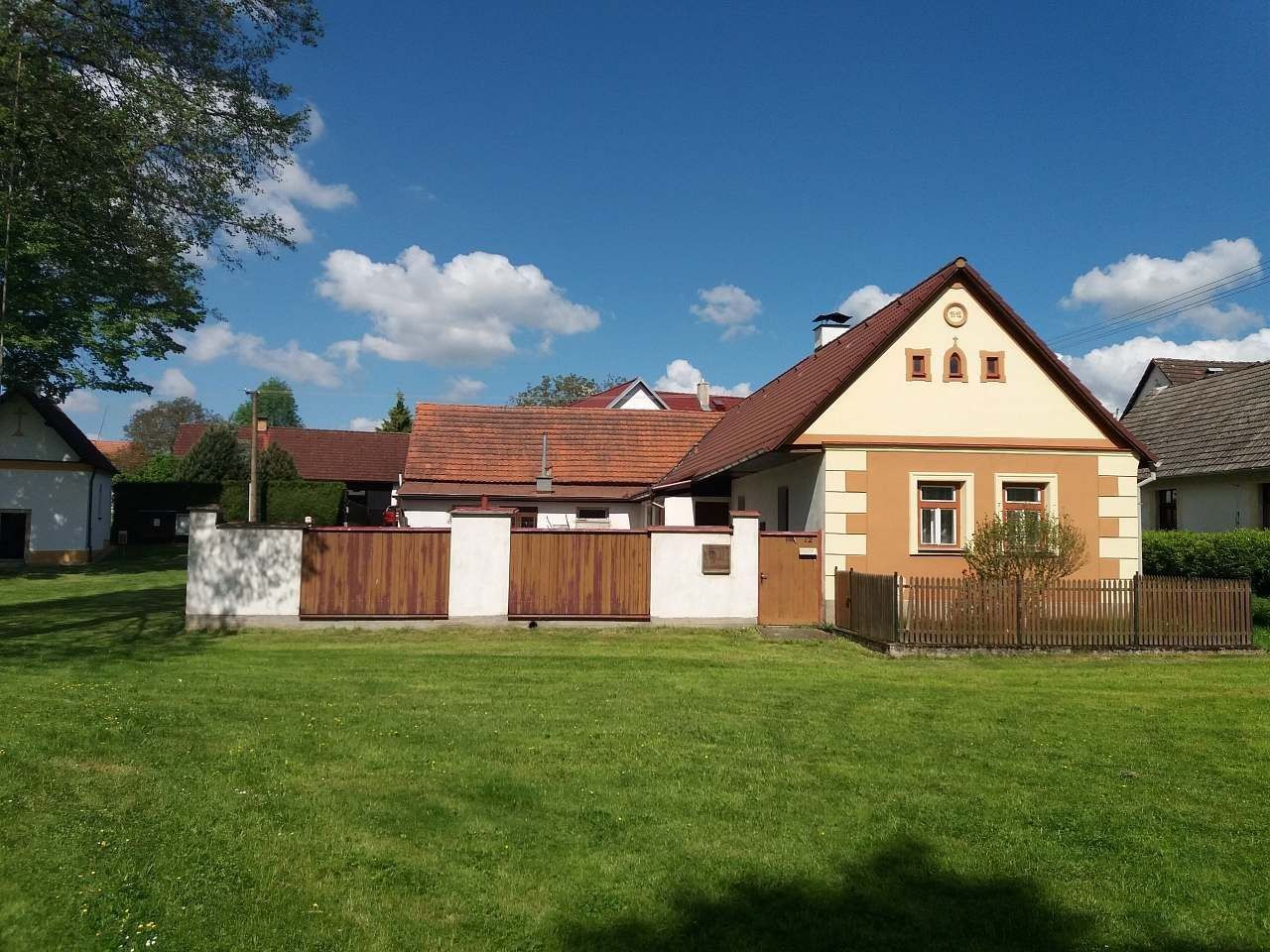 Chaty, Choustník - Kajetín, Jihočeský kraj - 2