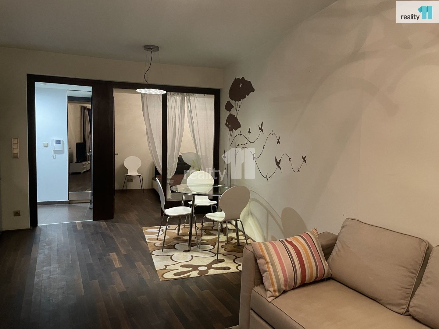 Pronájem byt 2+kk - Služská, Praha, 46 m² - 5