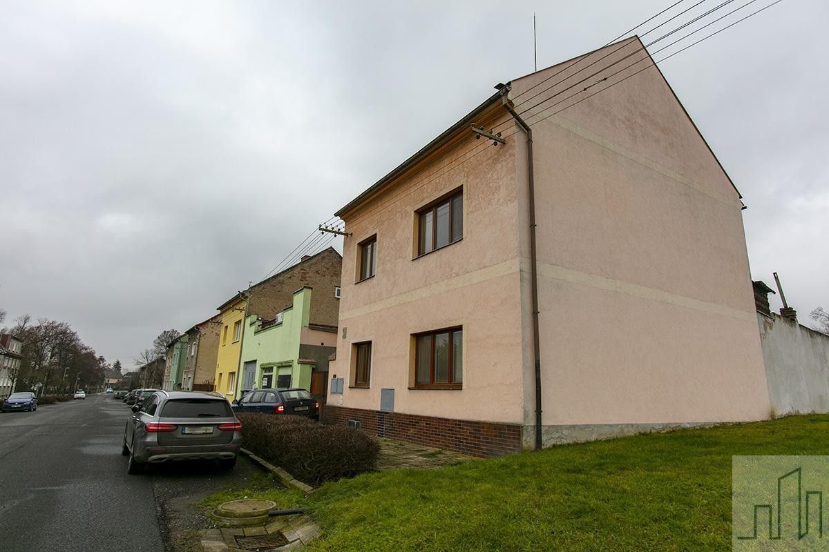 Prodej dům - Polní, Lahošť, 250 m²