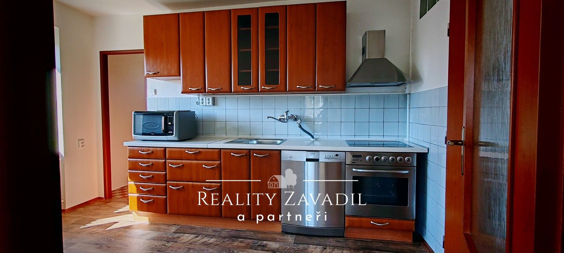 3+1, Hlavní, Mirošovice, 83 m² - 2