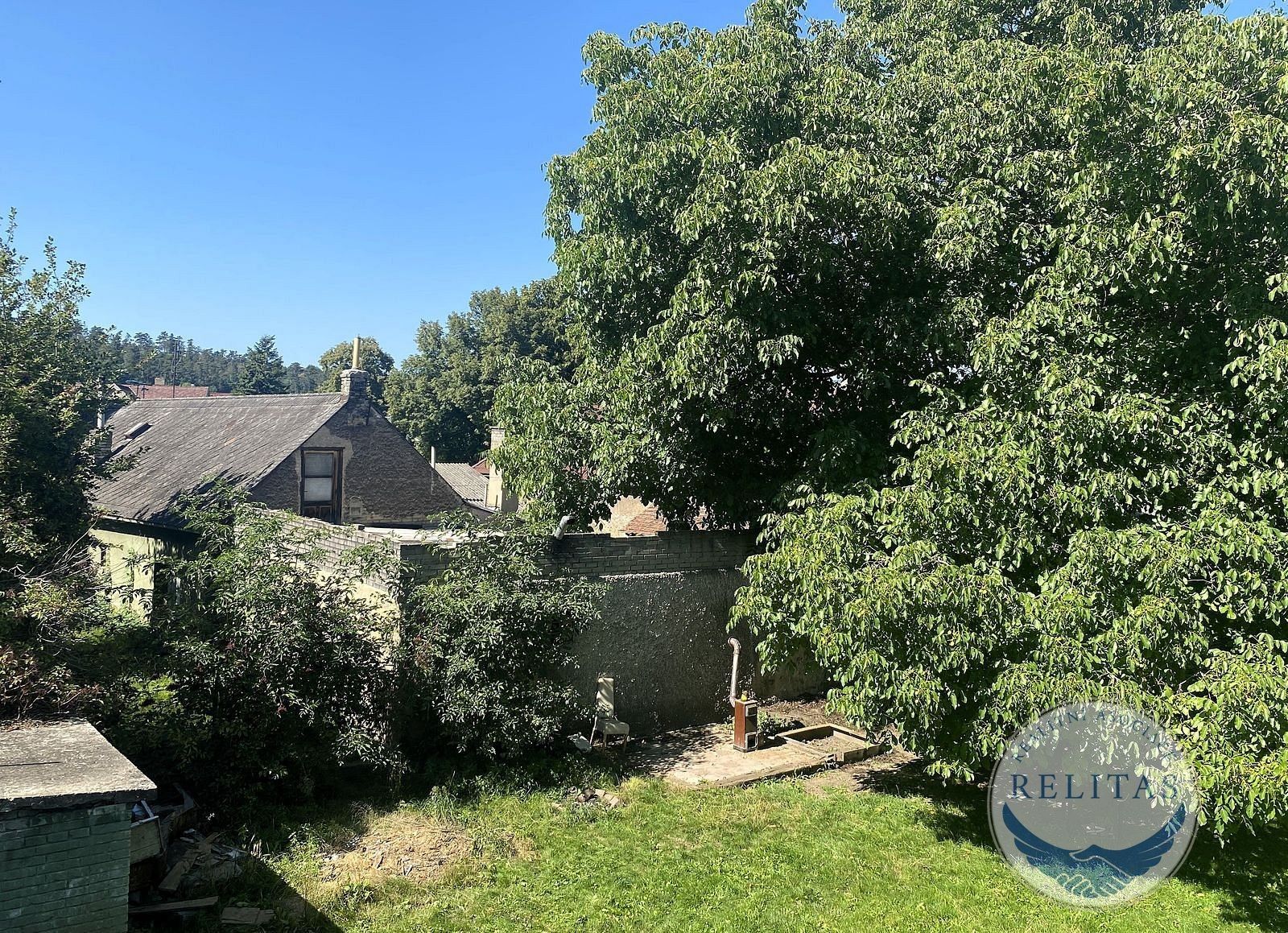 Pozemek pro bydlení, 1 873 m²