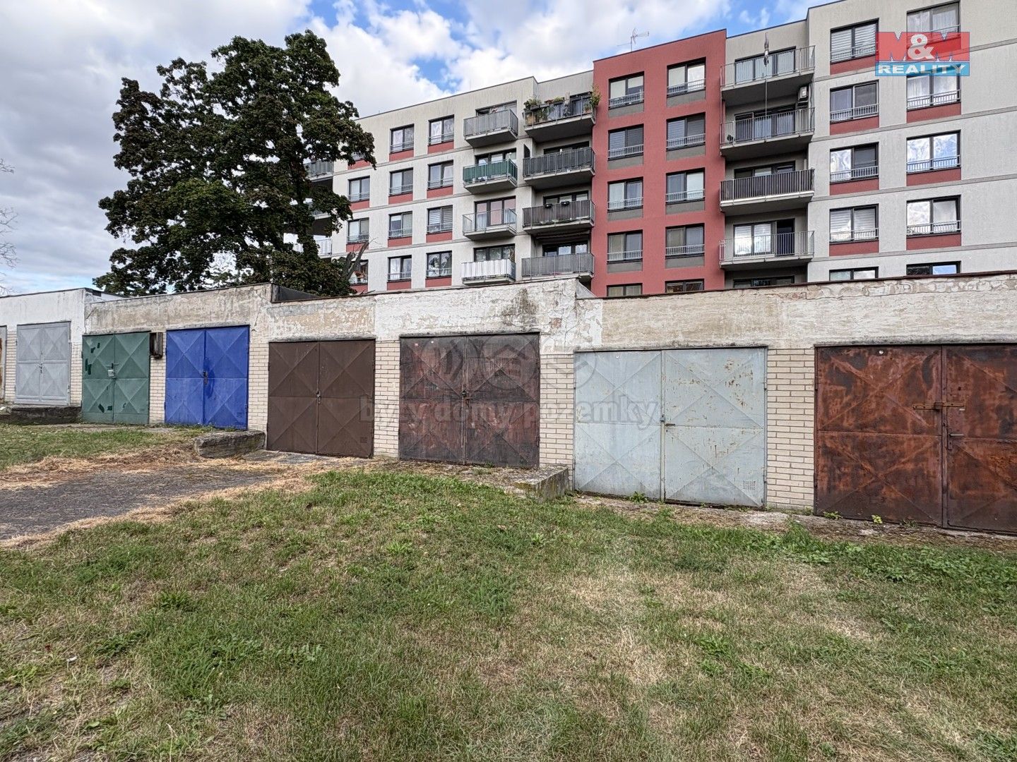 Prodej ostatní - Pod Vinicí, Pardubice, 18 m²