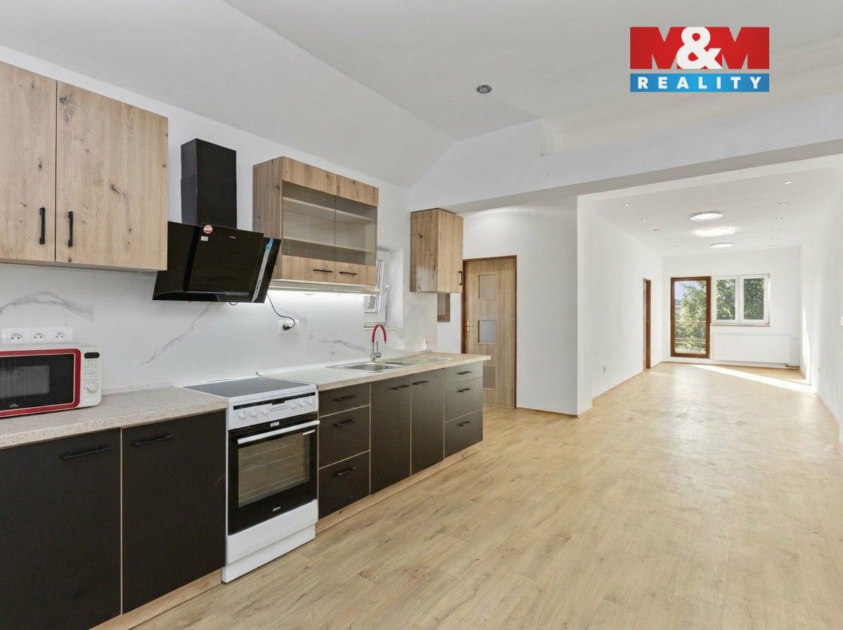 5+1, náměstí Dr. Tošovského, Proseč, 150 m² - 2