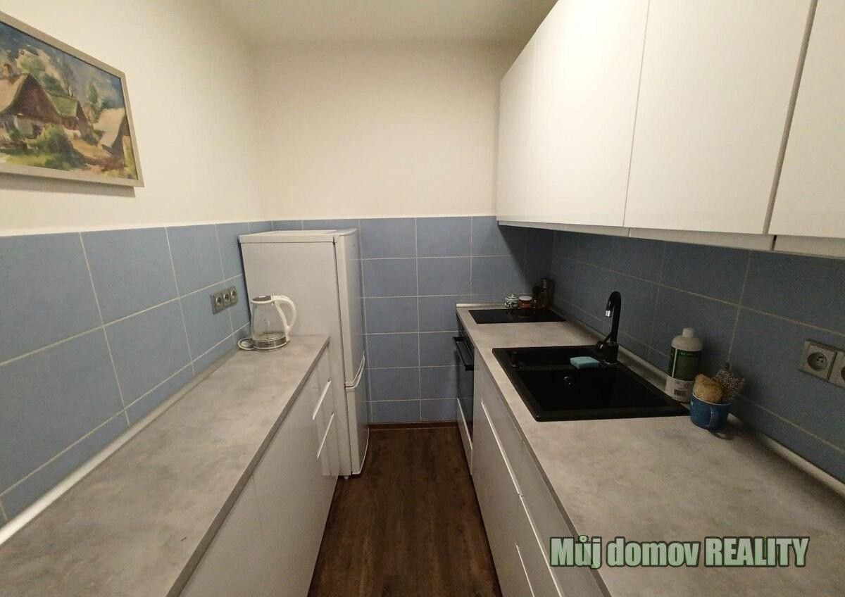 Pronájem byt 2+kk - Frýdlantská, Praha, 4 m²