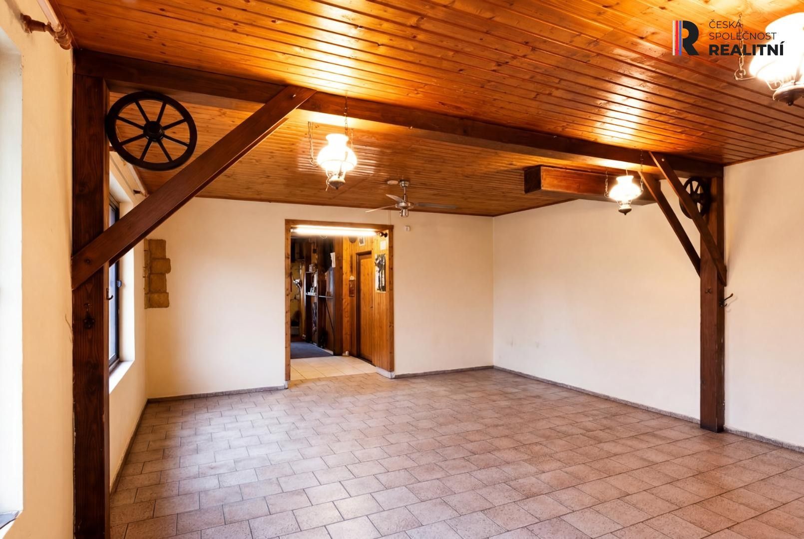 Pronájem sklad - Karlovarská 459, Praha, 60 m²