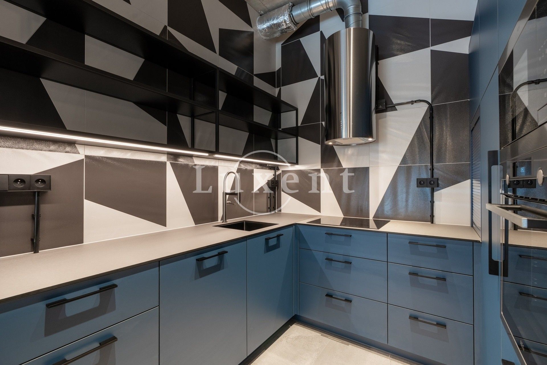 Pronájem byt 2+kk - Pechlátova, Praha, 58 m²