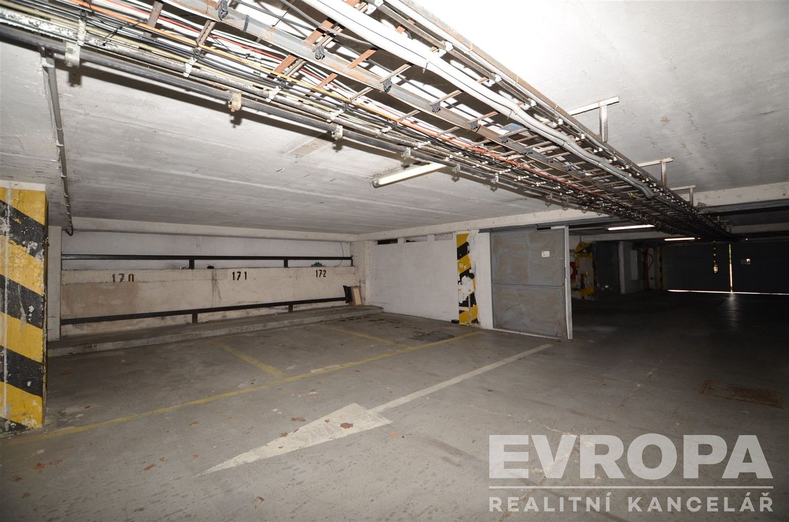 Prodej ostatní - Štúrova, Praha, 14 m²