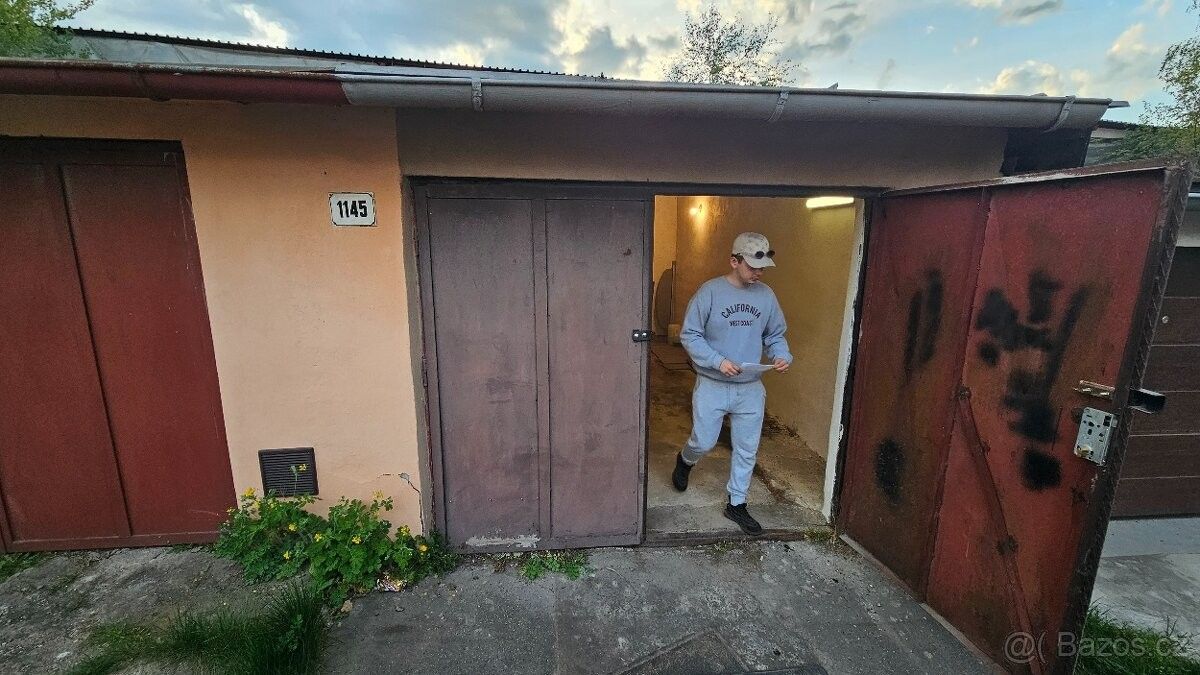 Garáže, Česká Lípa, 470 01