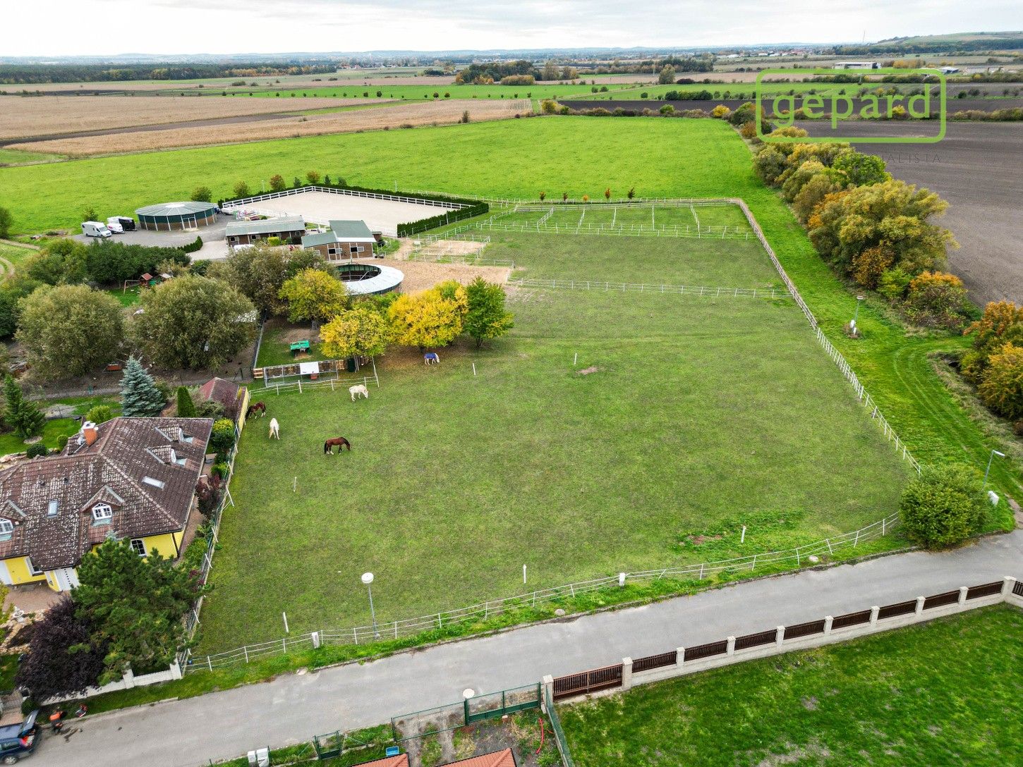 Prodej pozemek pro bydlení - Kostelní Hlavno, 821 m²