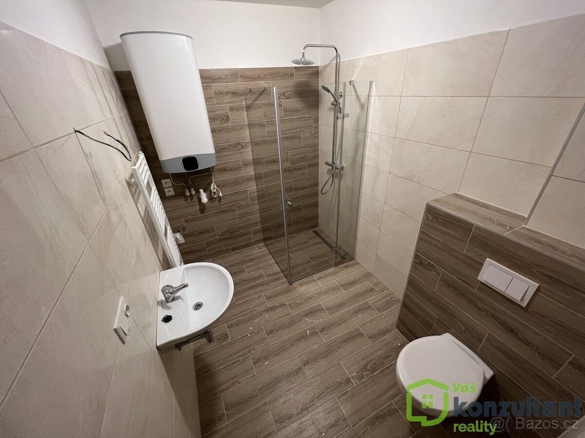 Pronájem byt - Ostrava, 716 00