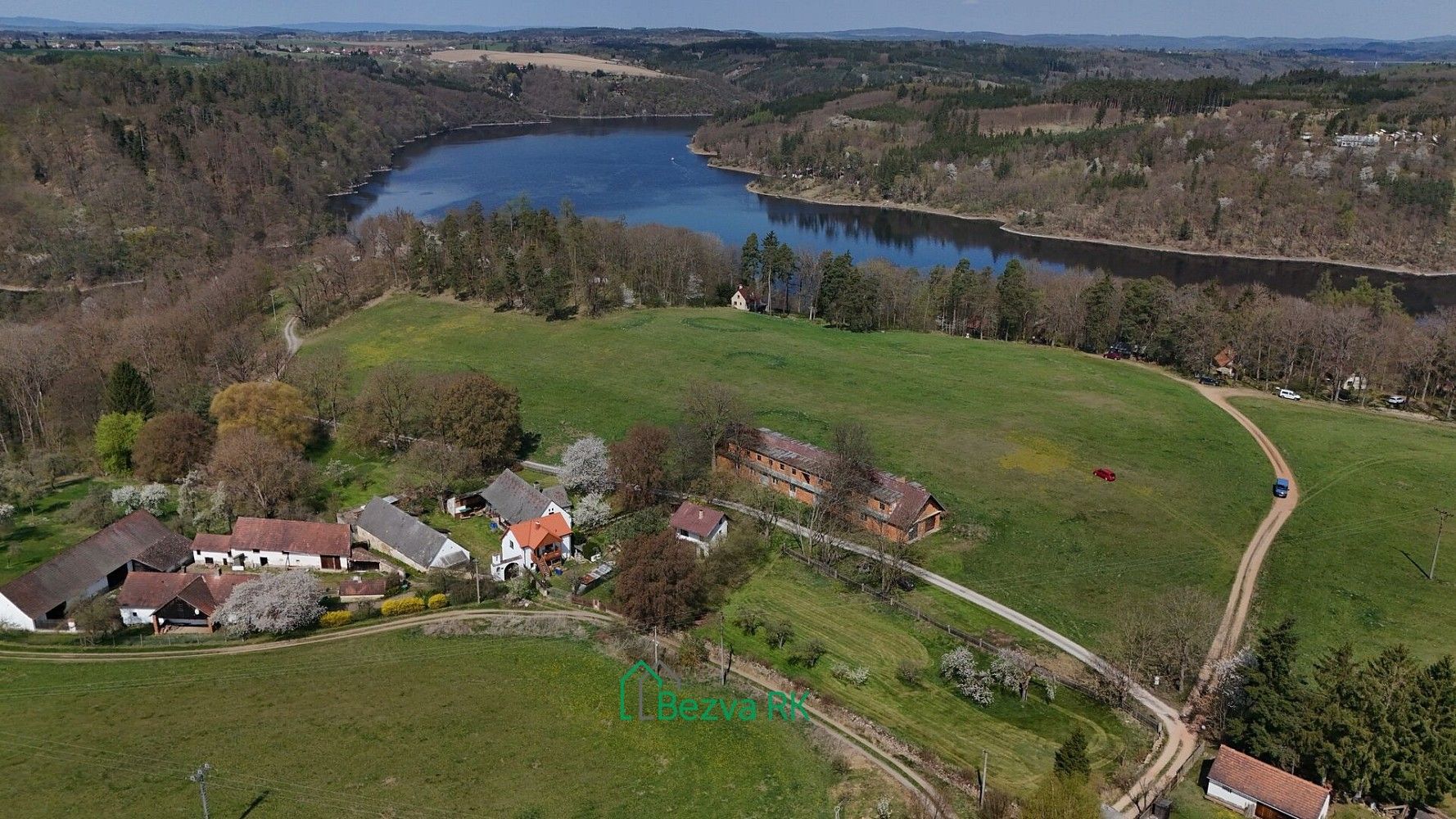 Obchodní prostory, Varvažov - Zbonín, okres Písek, Jihočeský kraj, 1 358 m² - 1