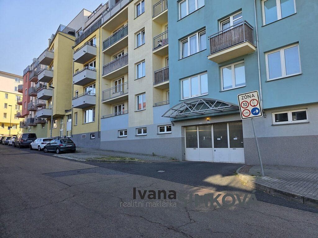 Prodej ostatní - Praha - Kunratice, okres Praha 4, Hlavní město Praha, 12 m² - 5